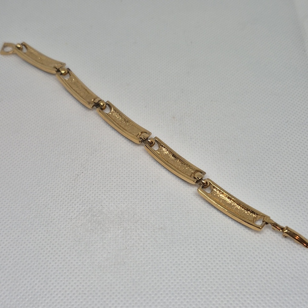 BUTLER FIFTH AVENUE COLLECTION Vintage Jewelry Set, Necklace, Bracelet, Earrings - Picture 13 of 16